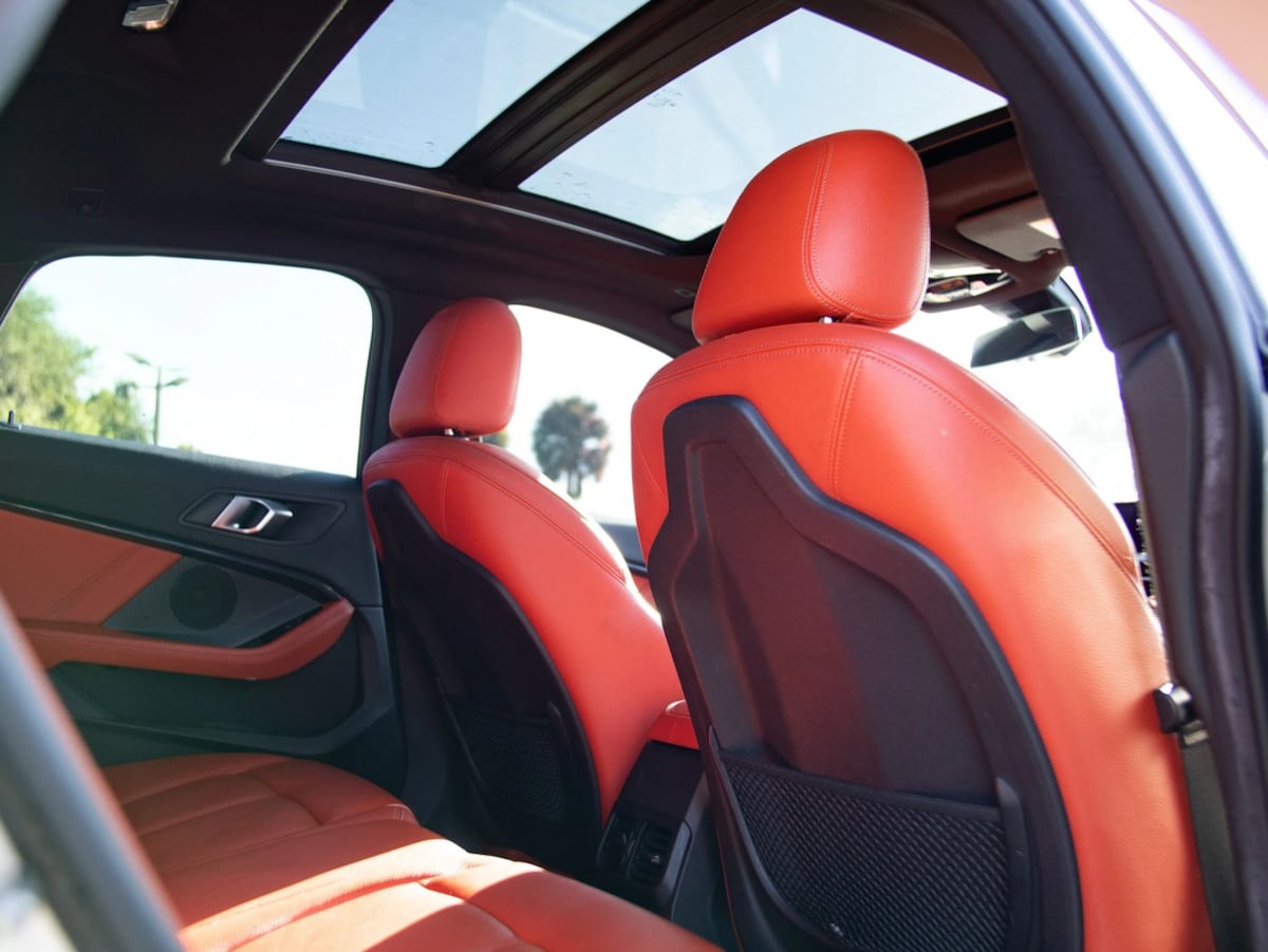 BMW 2 Series photo 25