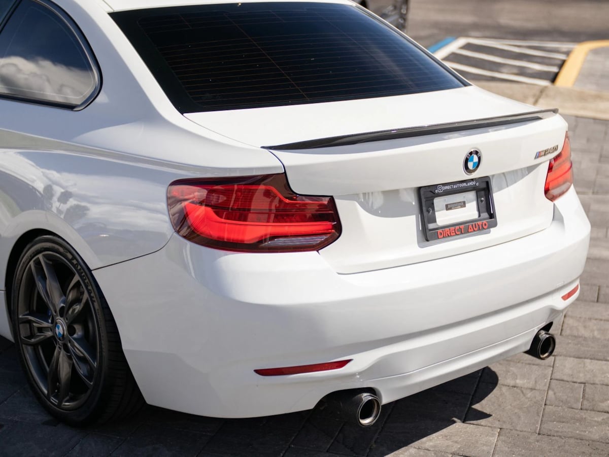 BMW 2 Series photo 10