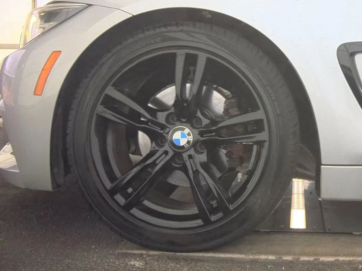 BMW 4 Series photo 5