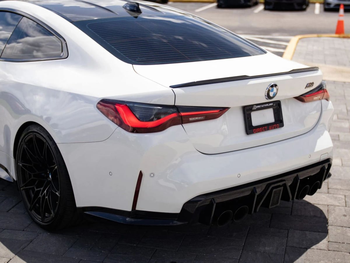 BMW M4 photo 12