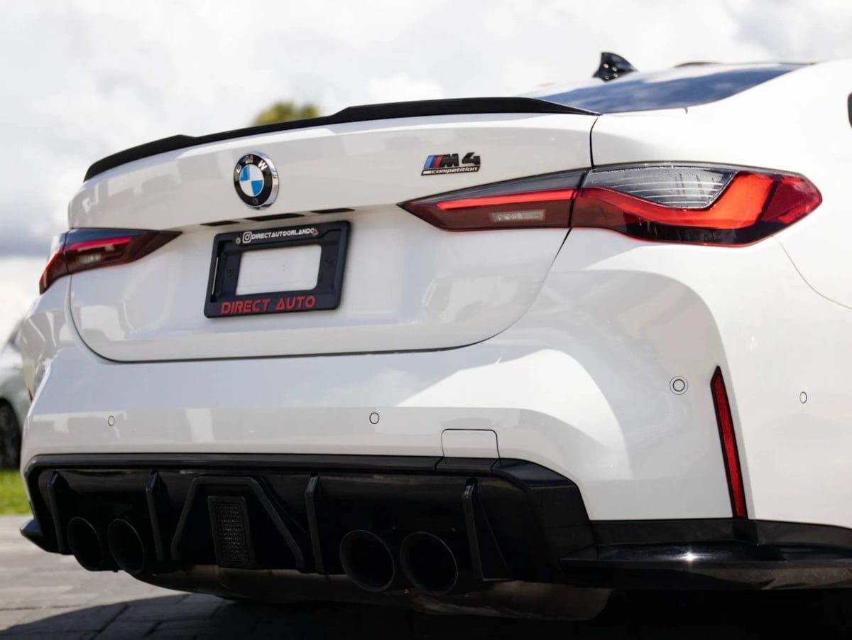 BMW M4 photo 16
