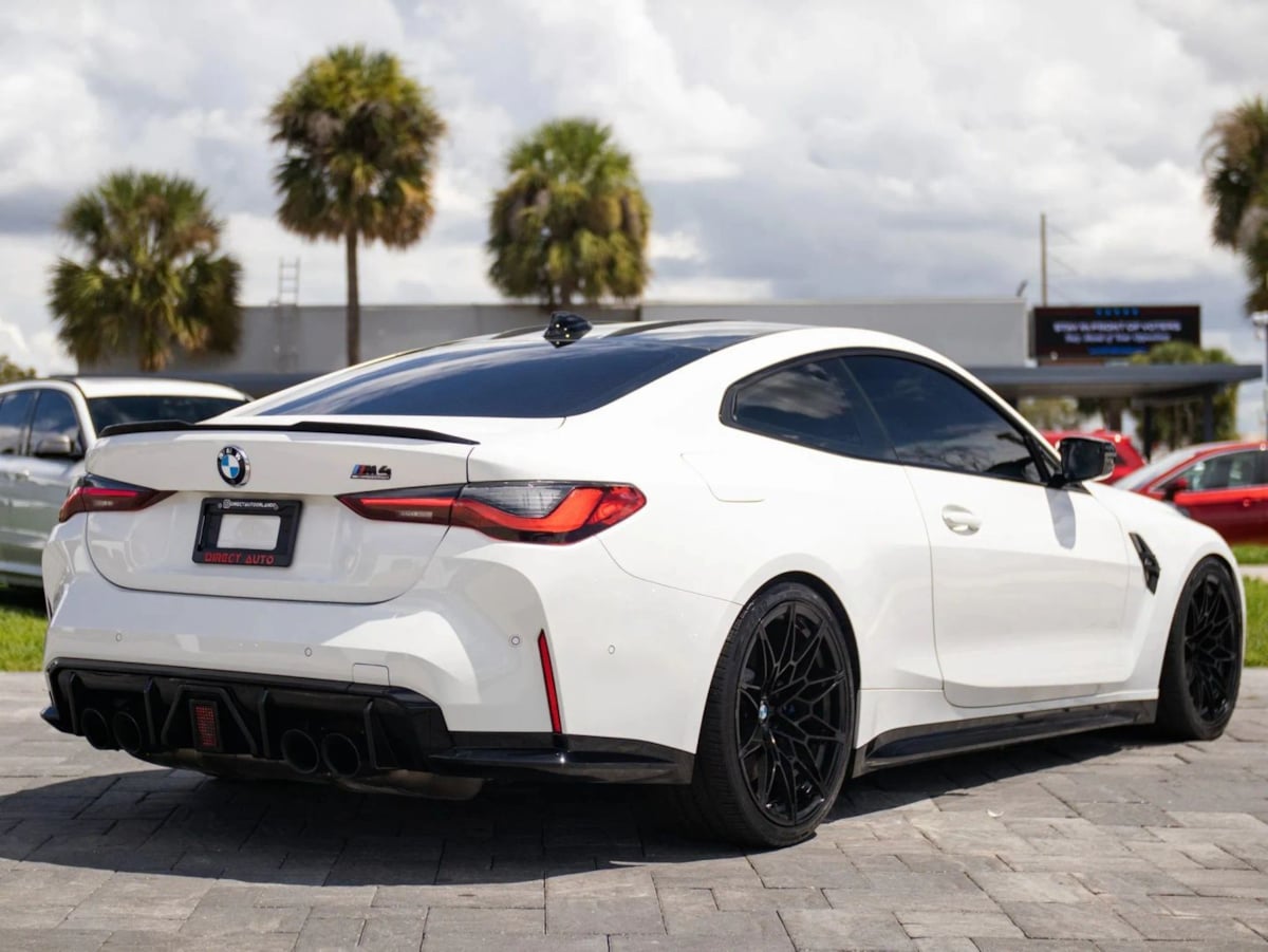 BMW M4 photo 19