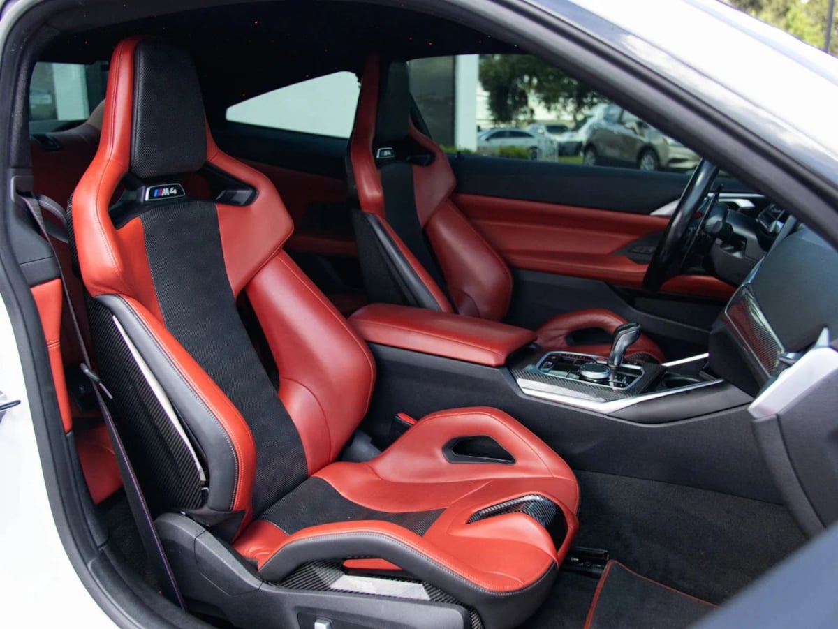 BMW M4 photo 35