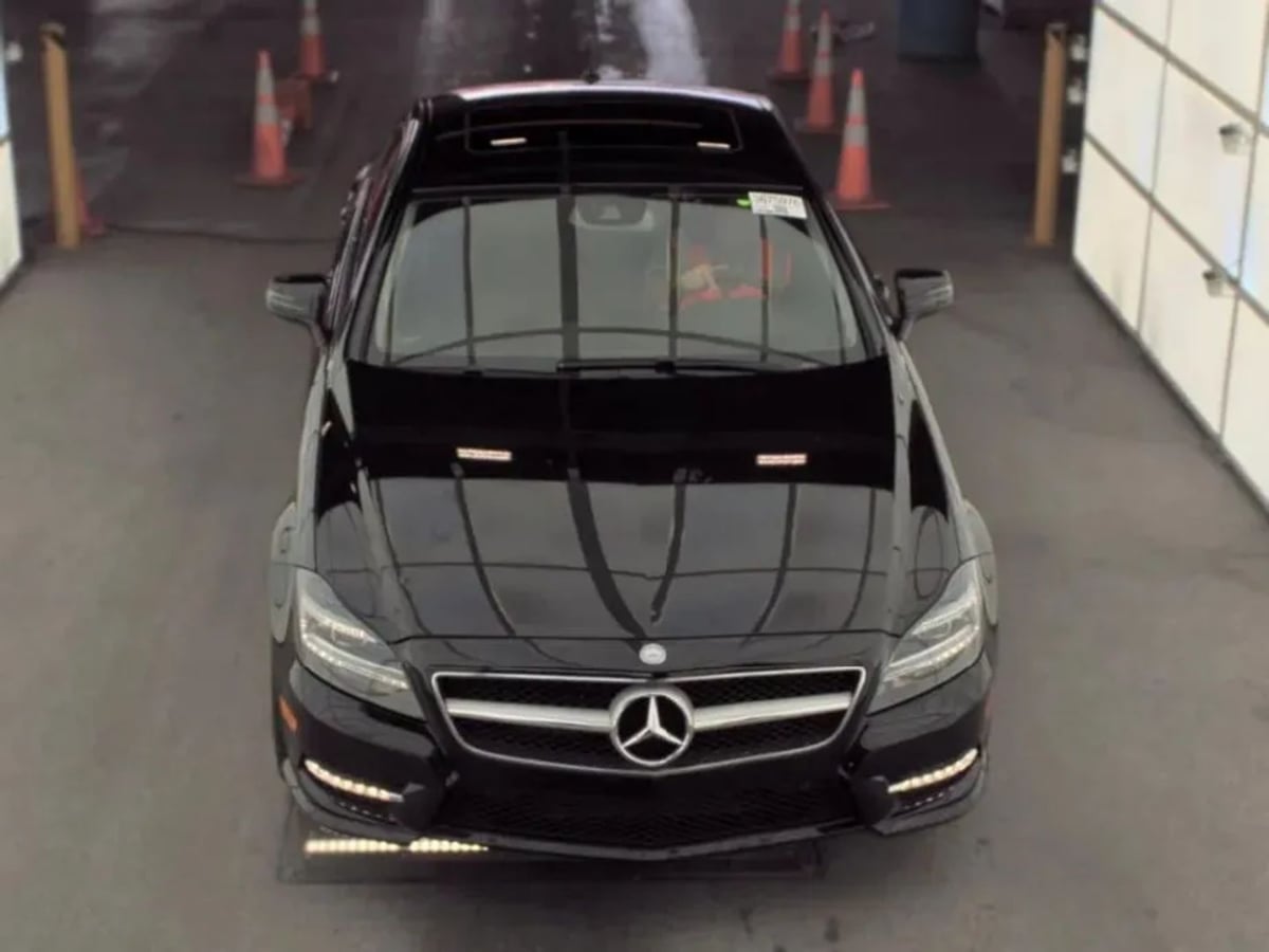 Mercedes-Benz CLS photo 2