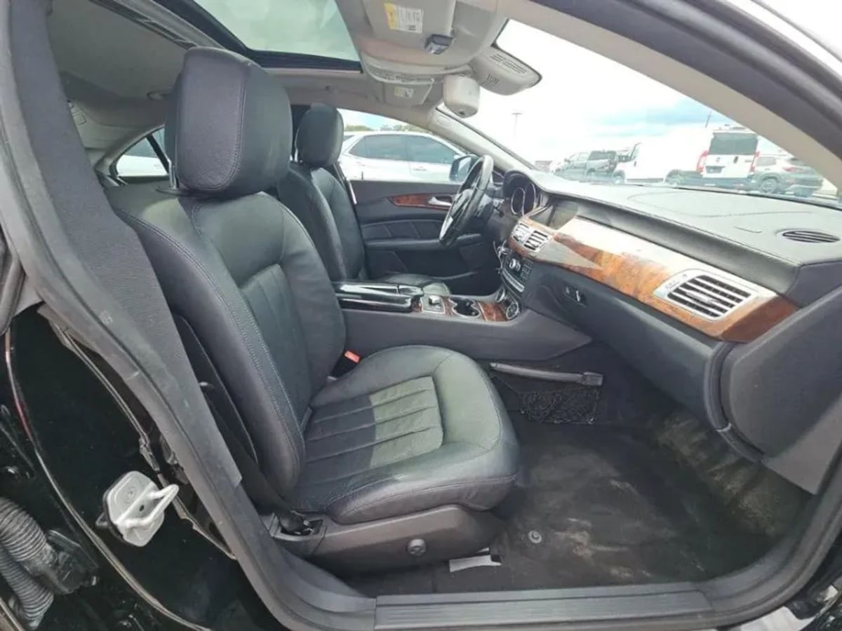Mercedes-Benz CLS photo 9