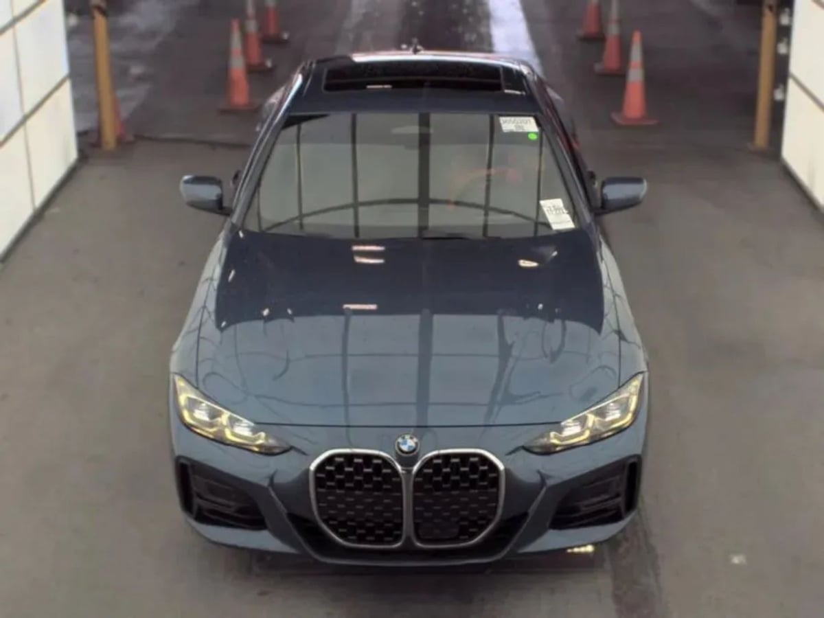 BMW 4 Series photo 2