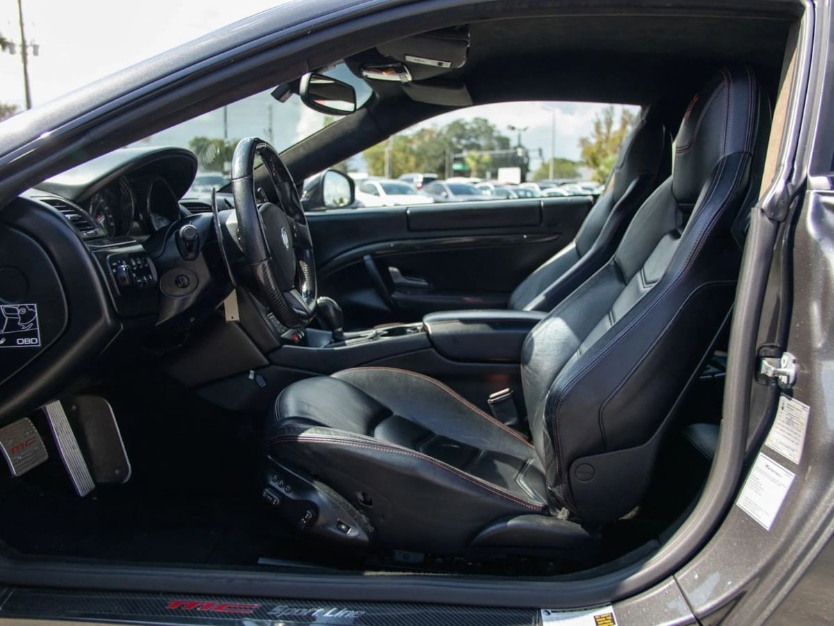 Maserati Granturismo photo 25
