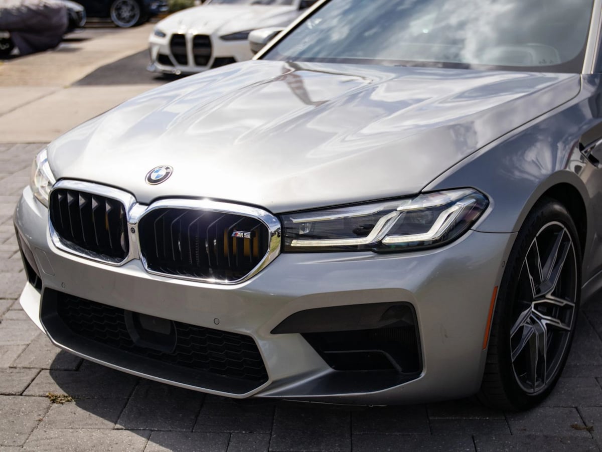 BMW M5 photo 7