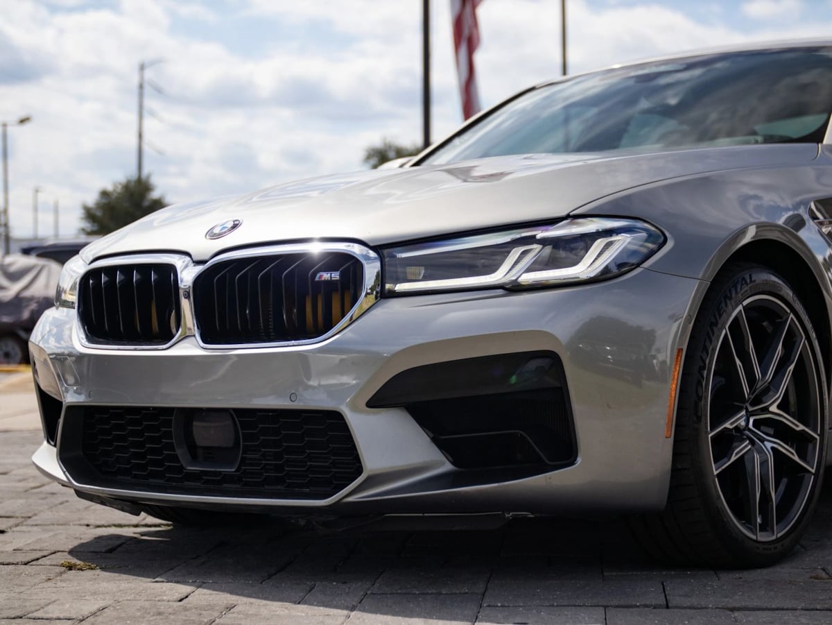 BMW M5 photo 9