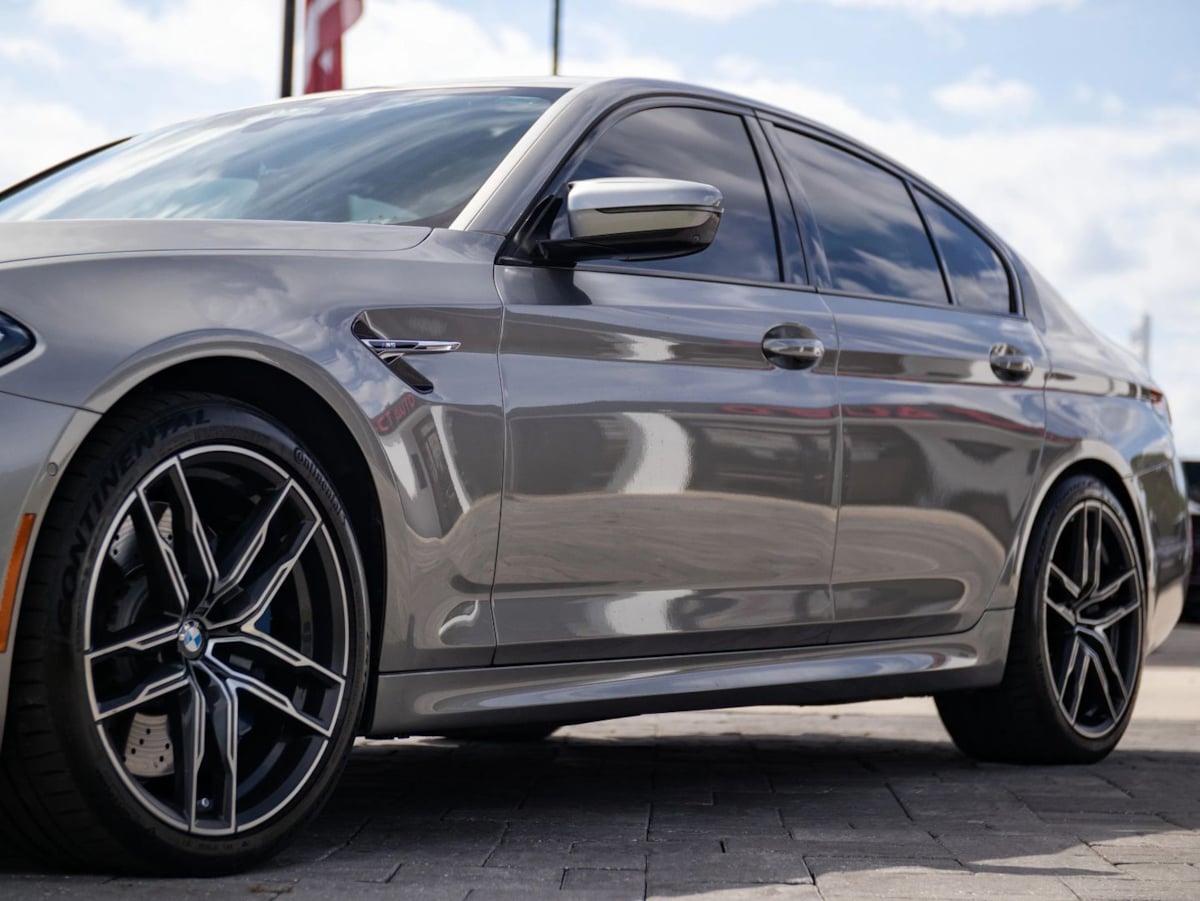 BMW M5 photo 11