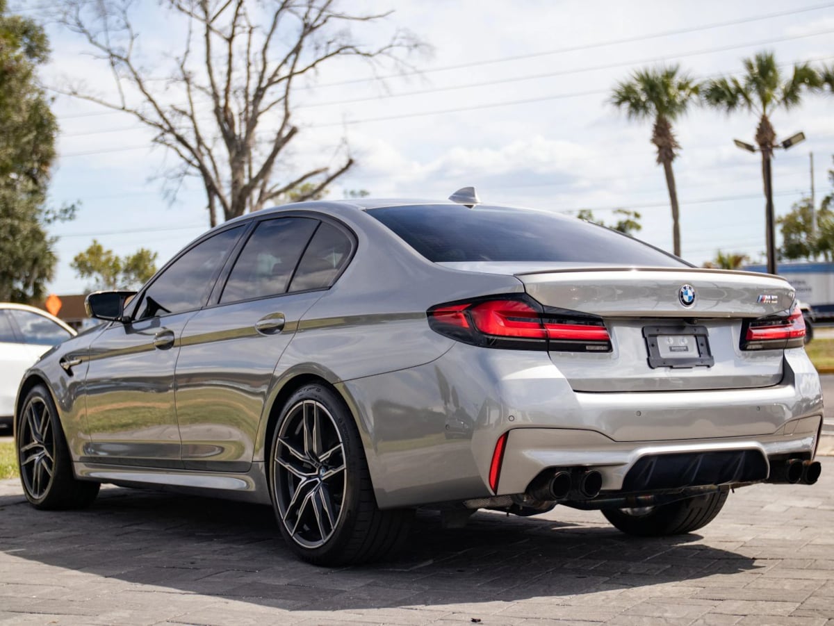 BMW M5 photo 13