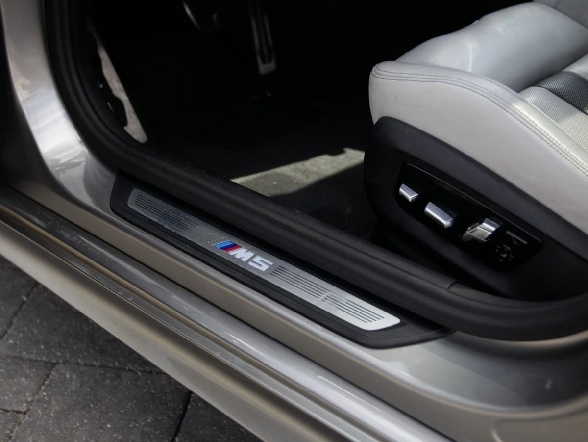 BMW M5 photo 22