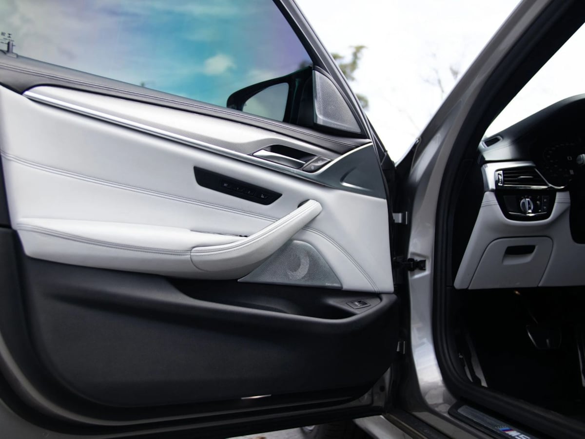 BMW M5 photo 23