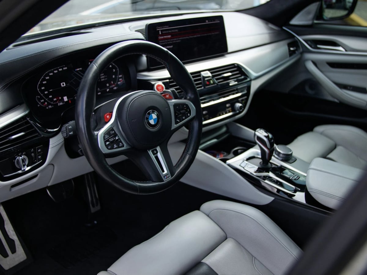 BMW M5 photo 25