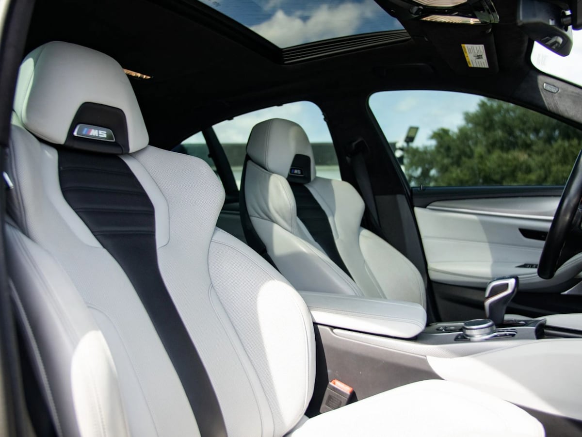 BMW M5 photo 30