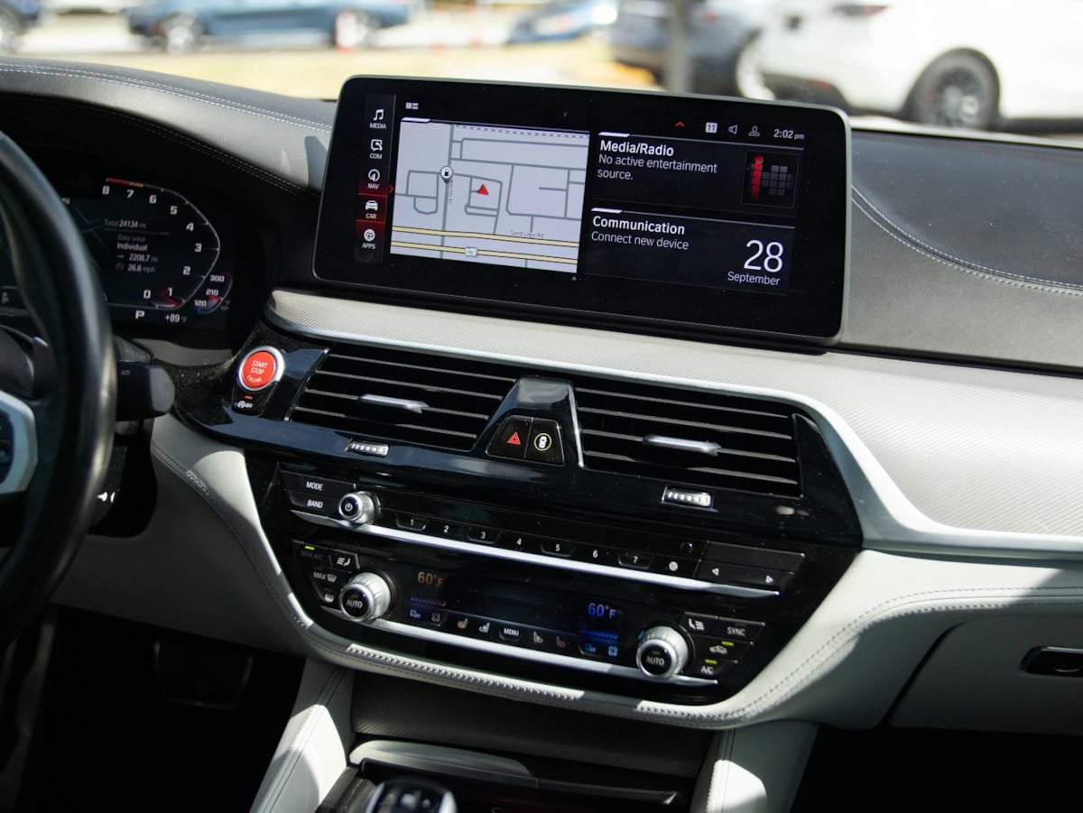 BMW M5 photo 44