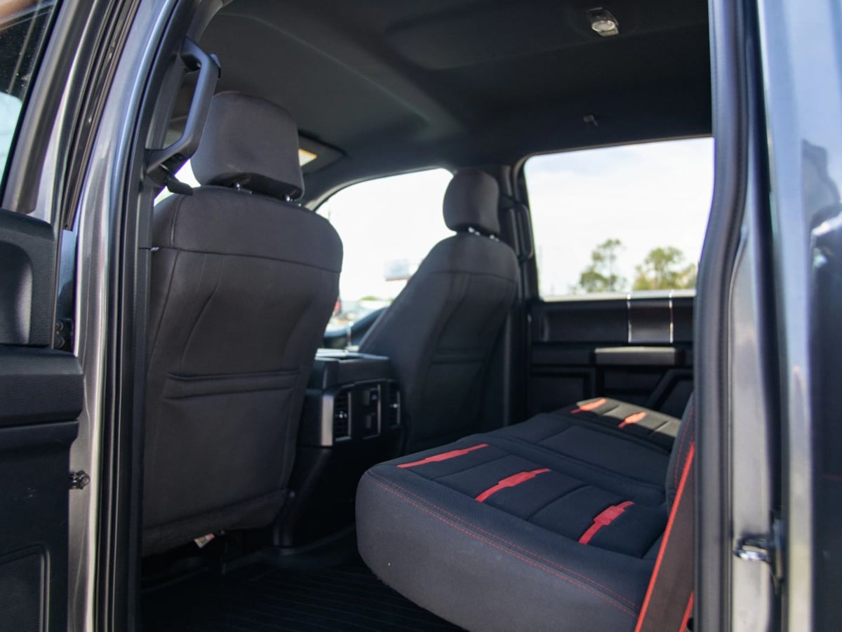 Ford F-150 photo 23