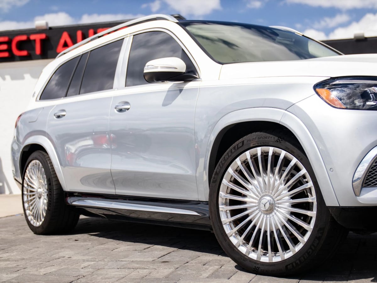 Mercedes-Benz GLS photo 4