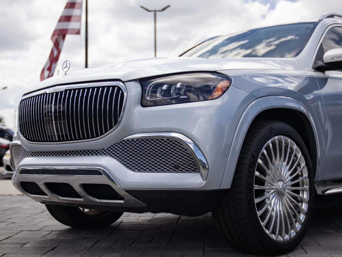 Mercedes-Benz GLS photo 8