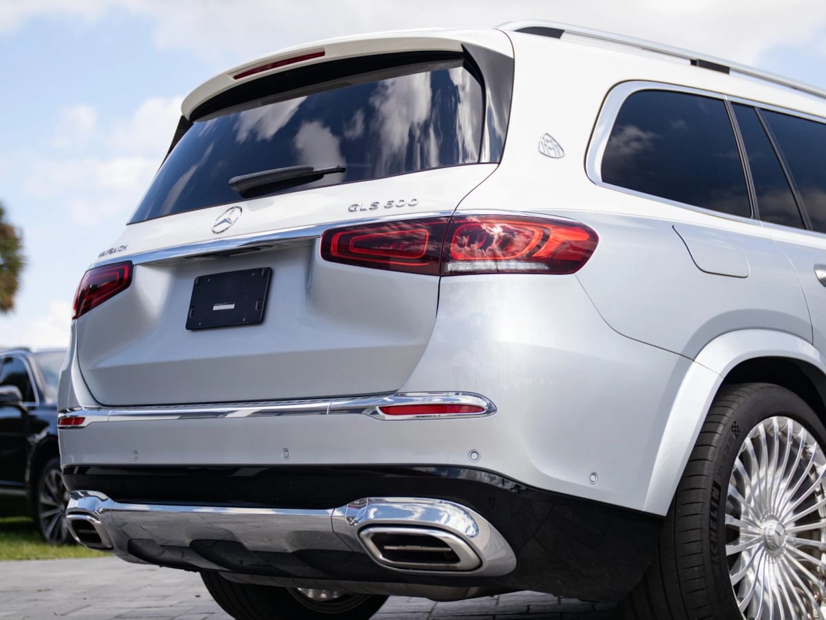 Mercedes-Benz GLS photo 17