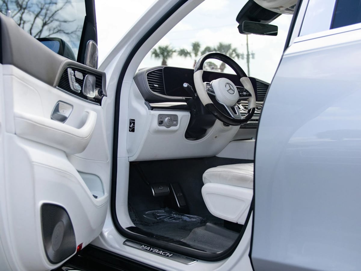Mercedes-Benz GLS photo 21