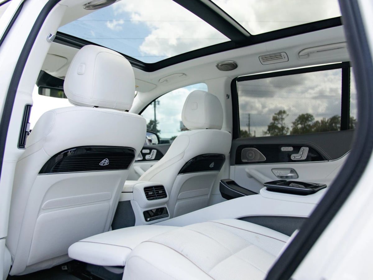 Mercedes-Benz GLS photo 31