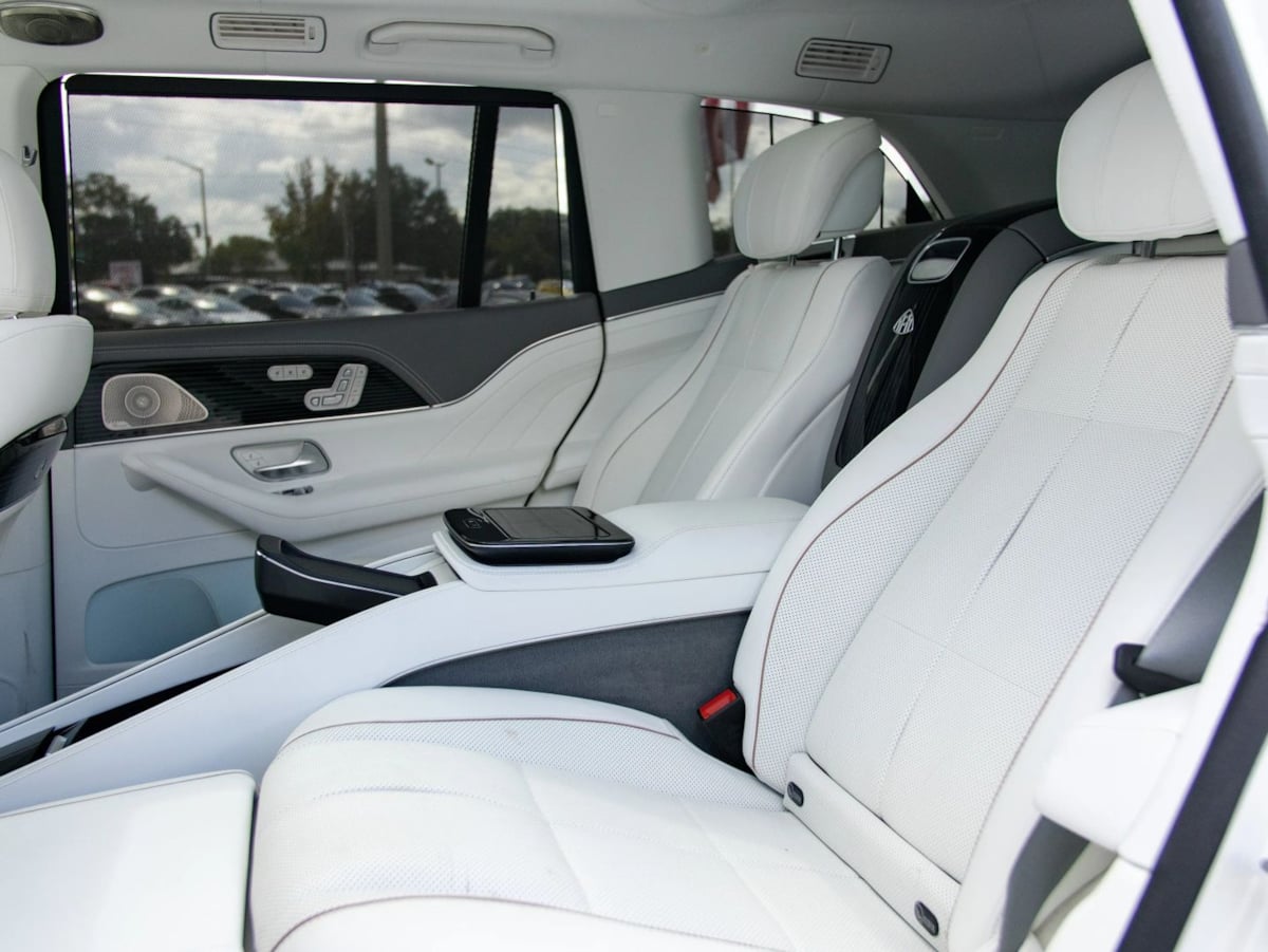 Mercedes-Benz GLS photo 33