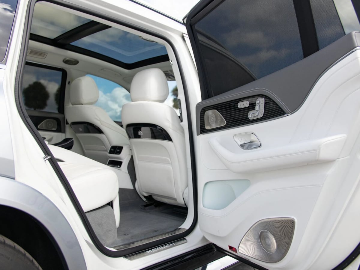 Mercedes-Benz GLS photo 39
