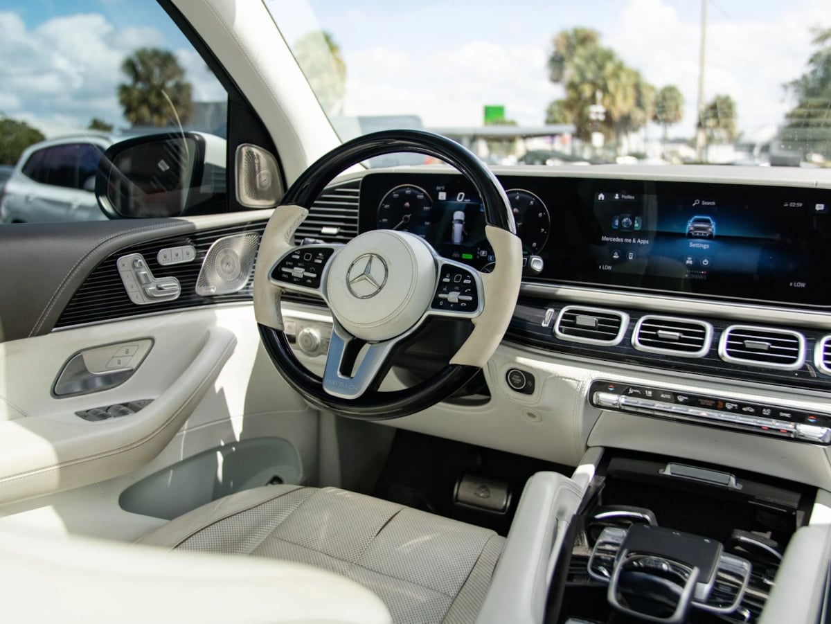Mercedes-Benz GLS photo 44