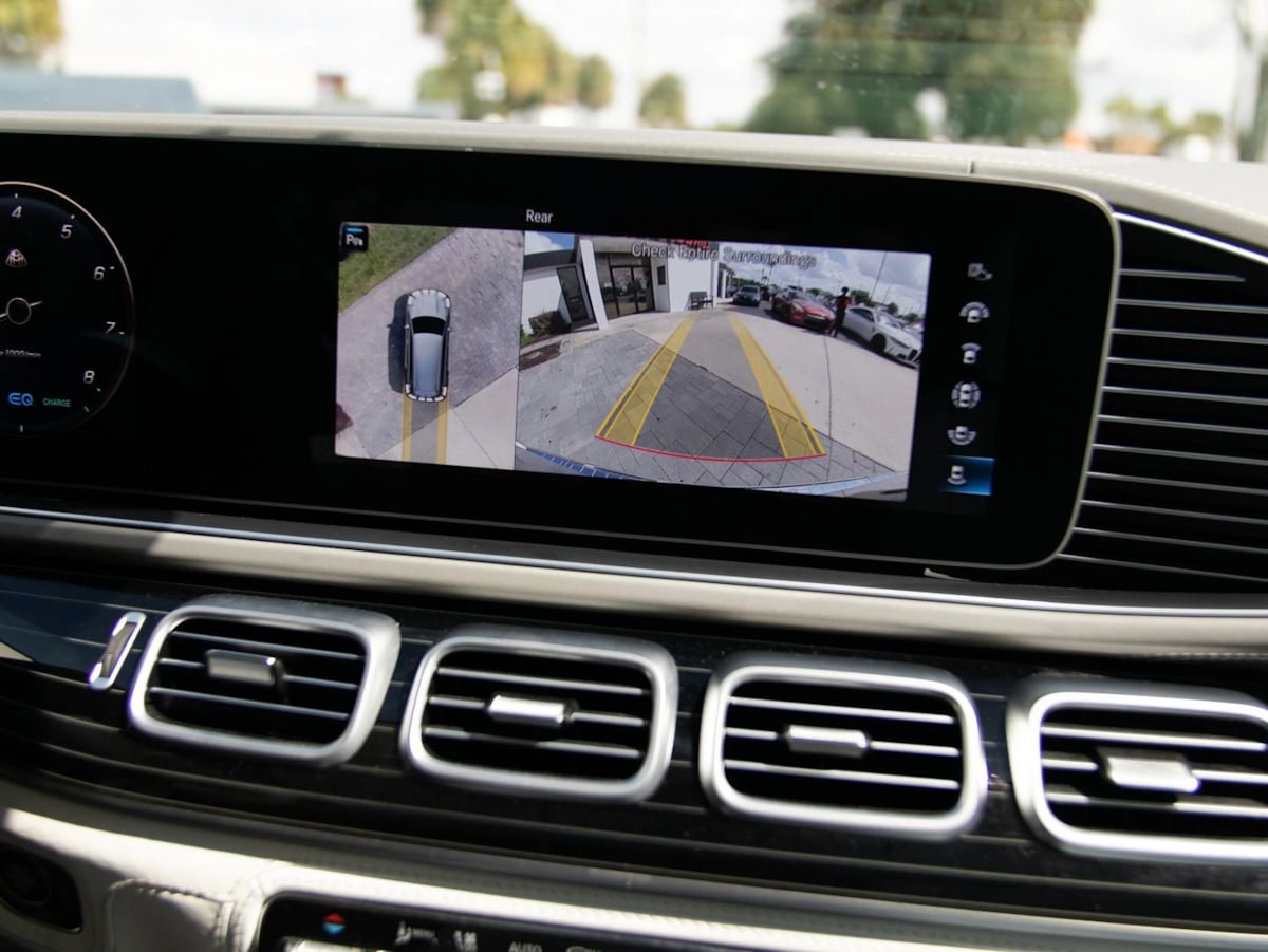 Mercedes-Benz GLS photo 55