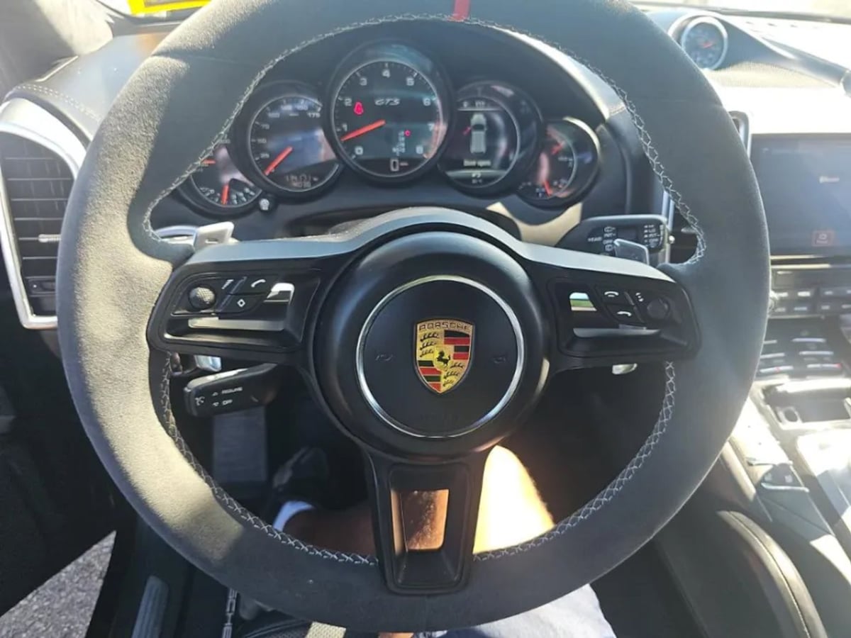 Porsche Cayenne photo 4