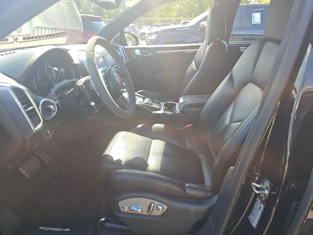 Porsche Cayenne photo 6