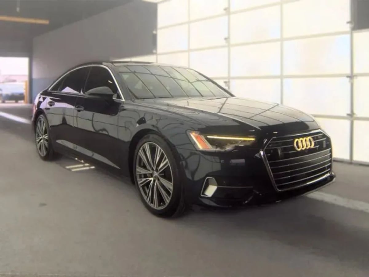 Audi A6 photo 2