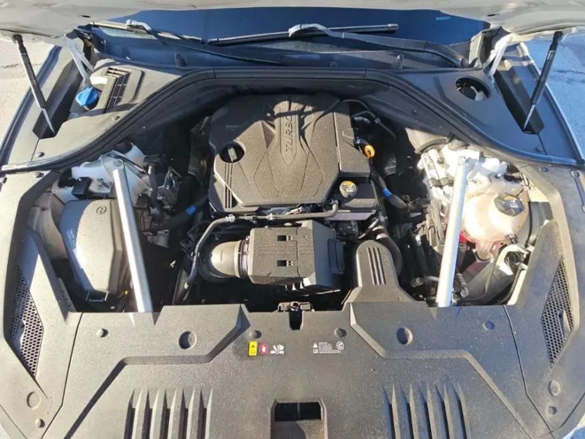 Genesis GV70 photo 16