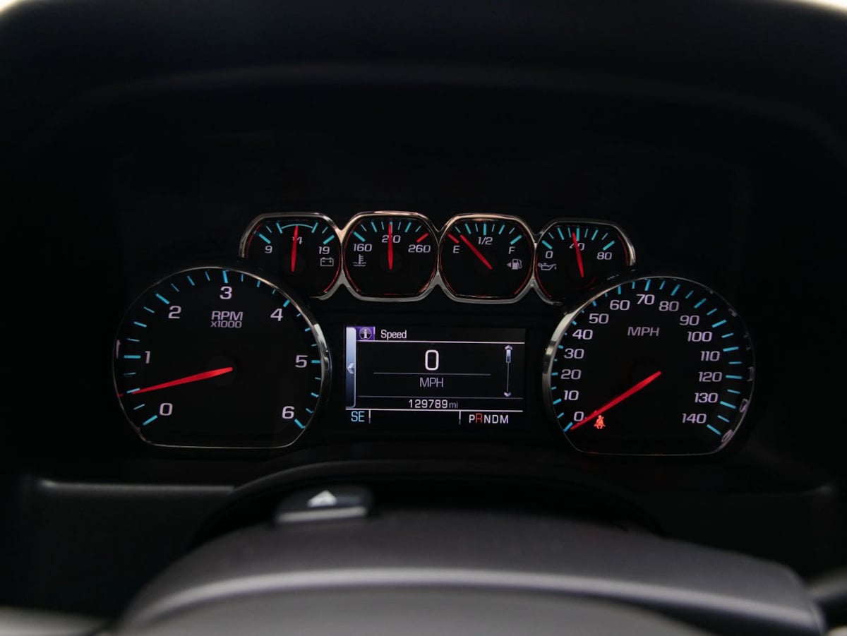 Chevrolet Silverado photo 30