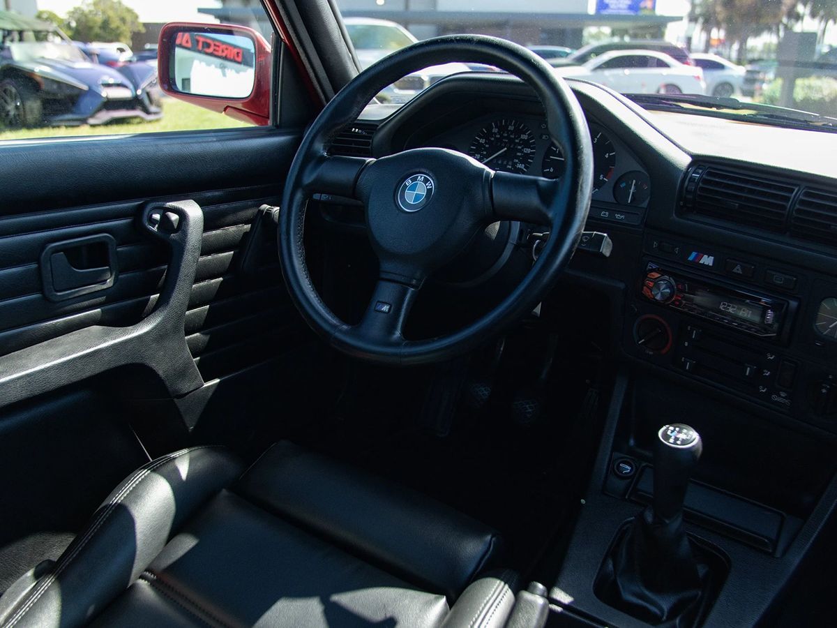 BMW M3 photo 27