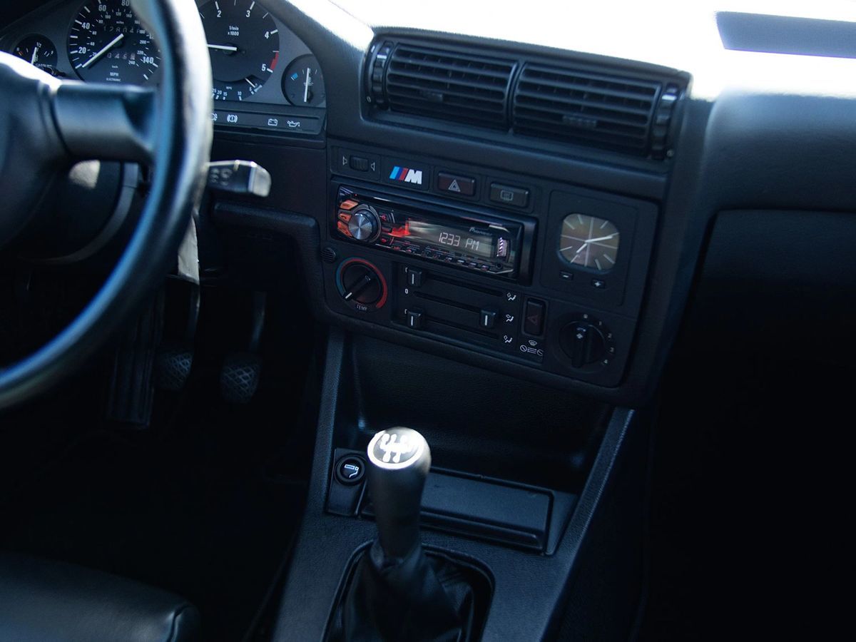BMW M3 photo 33
