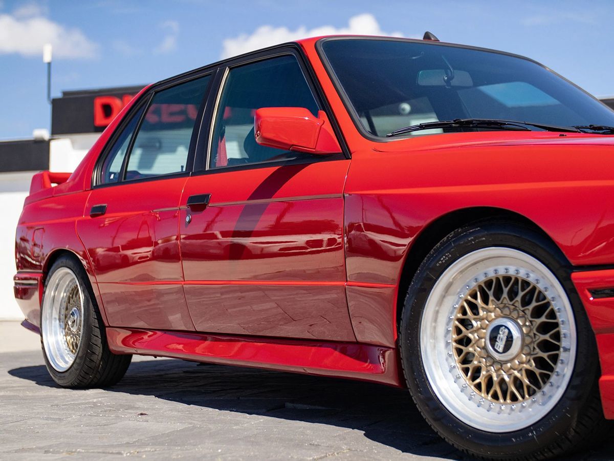 BMW M3 photo 4