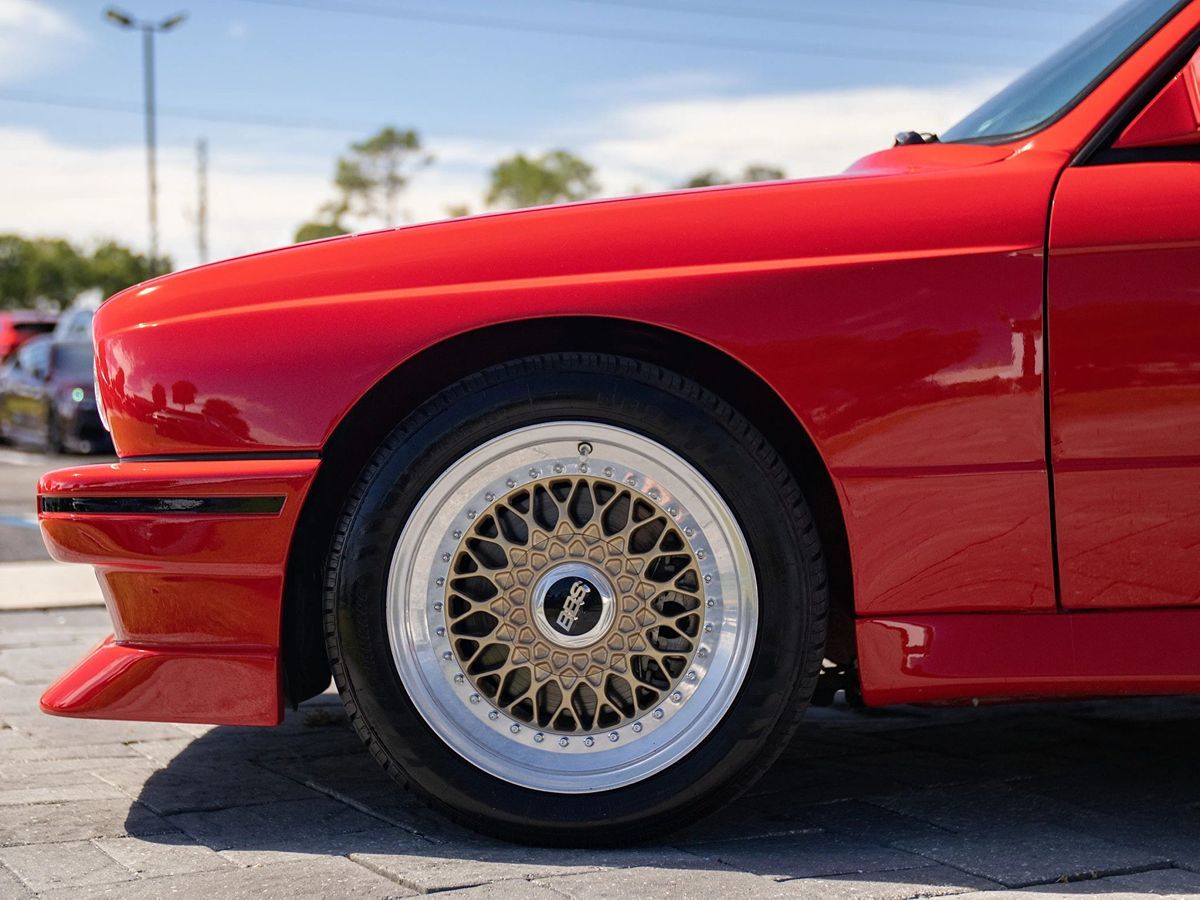 BMW M3 photo 5