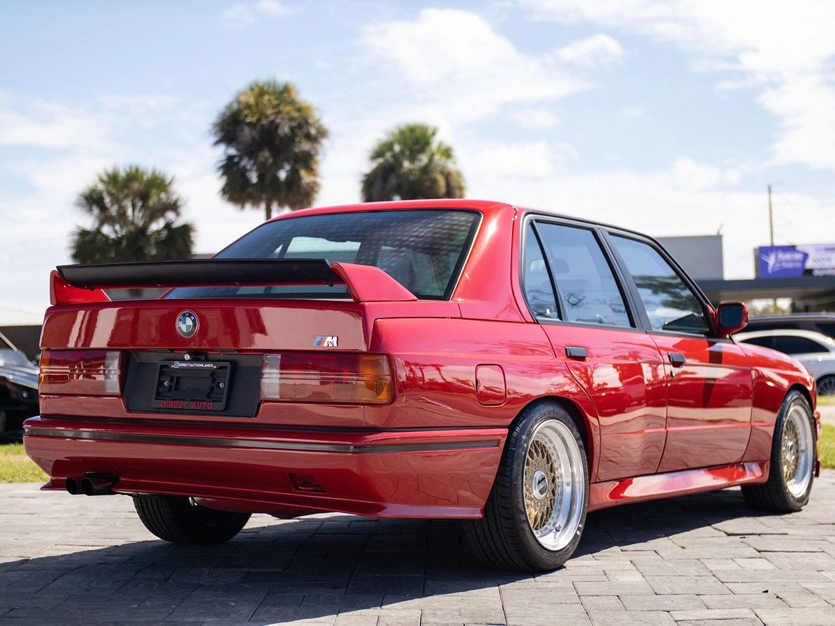 BMW M3 photo 17