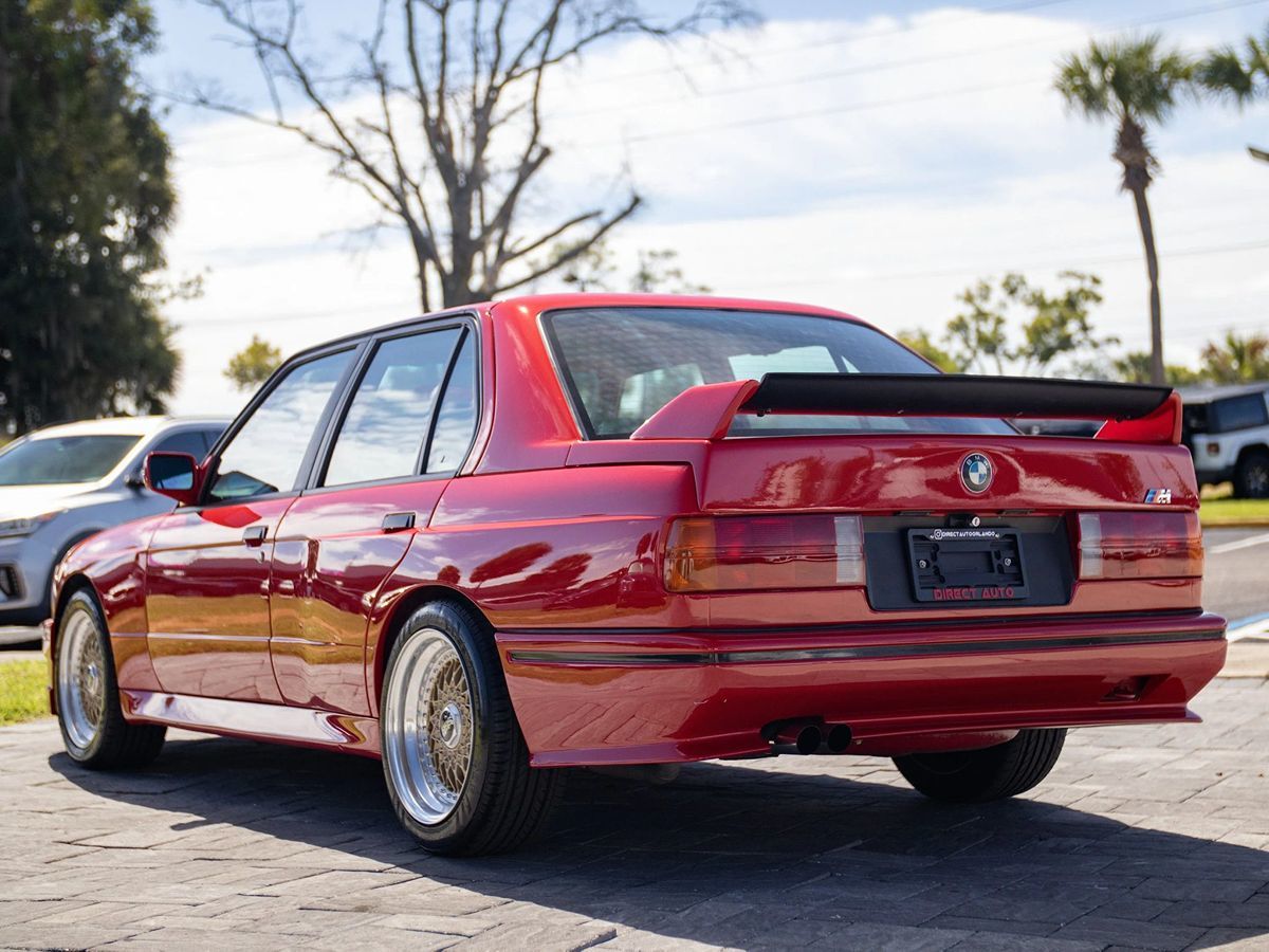 BMW M3 photo 12