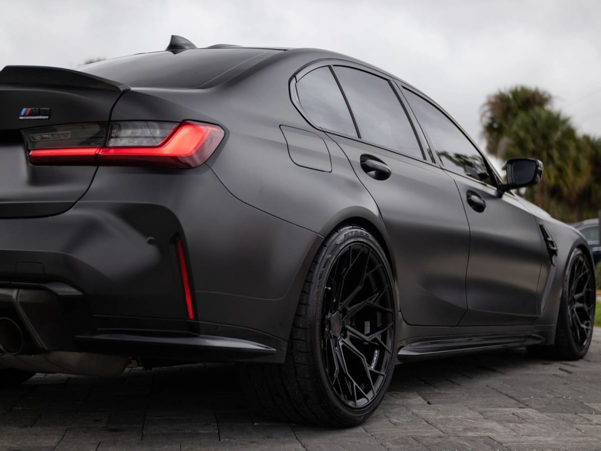 BMW M3 photo 20
