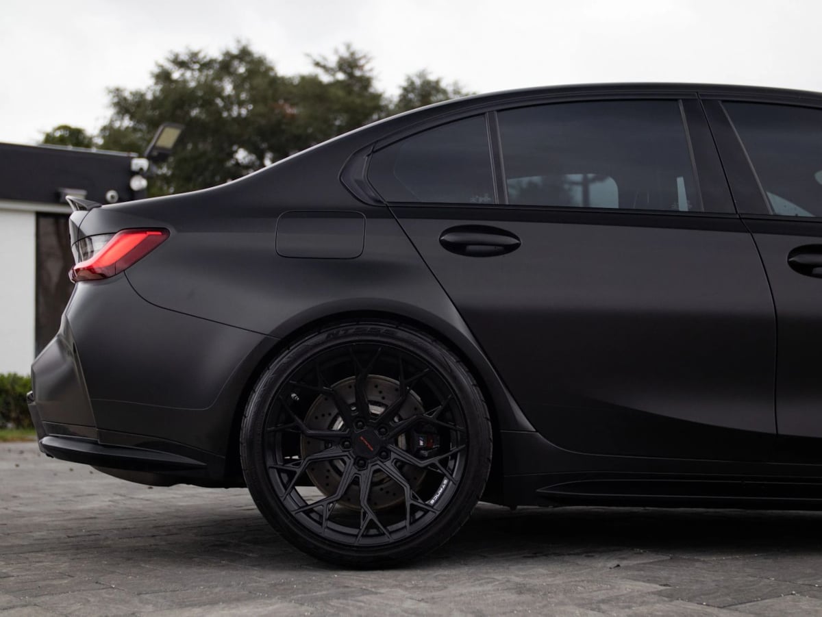 BMW M3 photo 21
