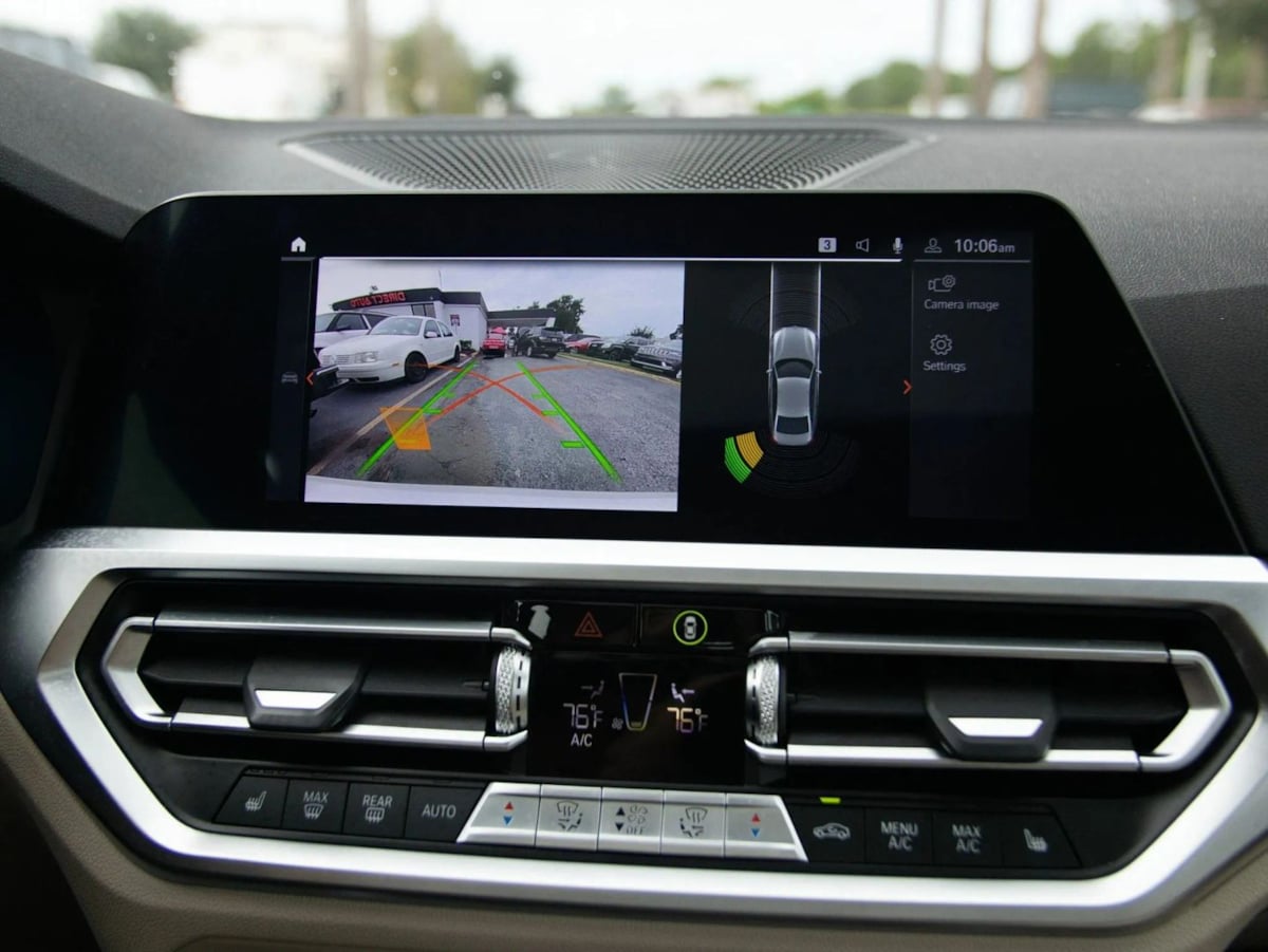 BMW 3 Series photo 26