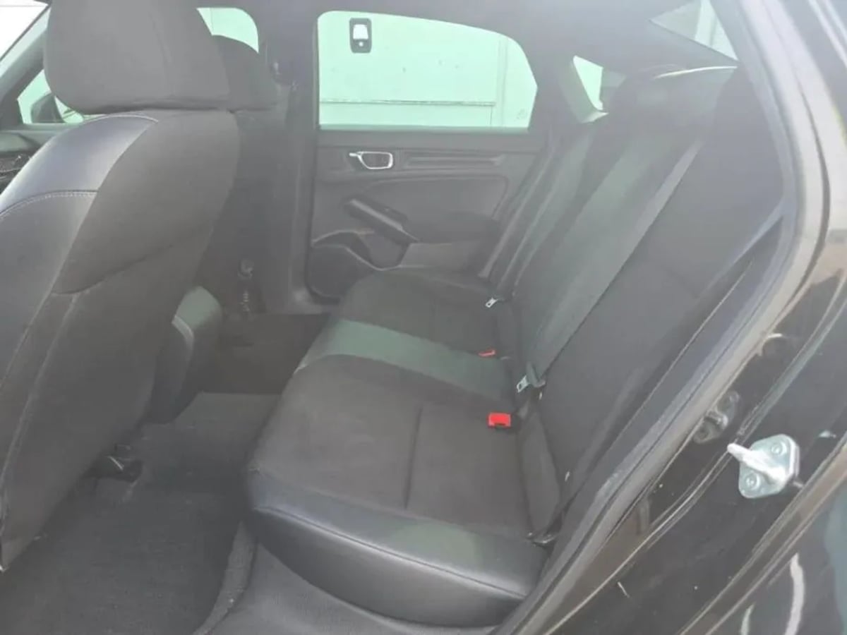 Honda Civic photo 12