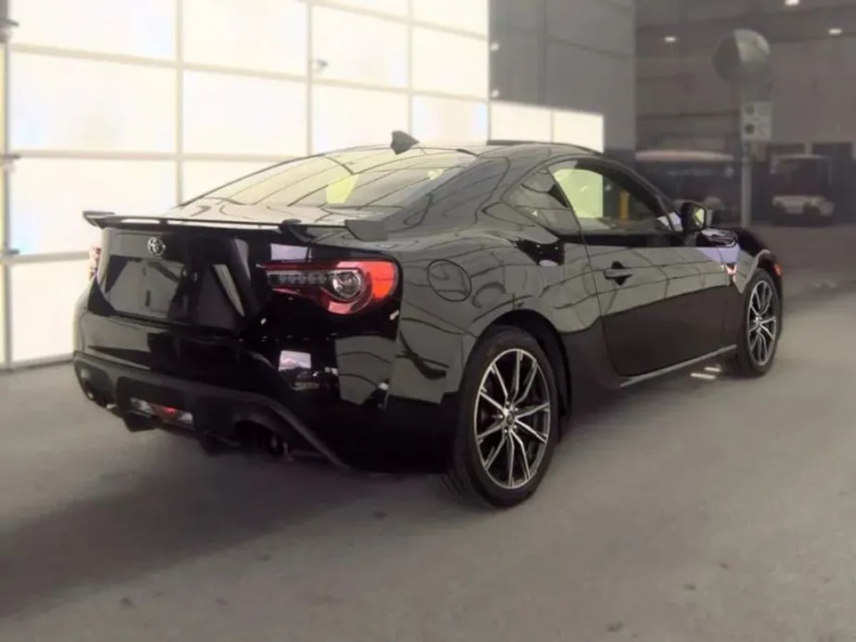 Toyota 86 photo 4