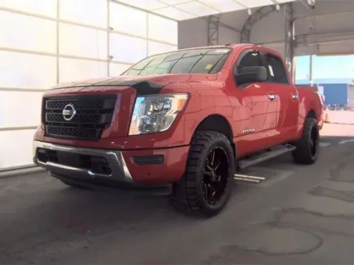 2021 Nissan Titan SV