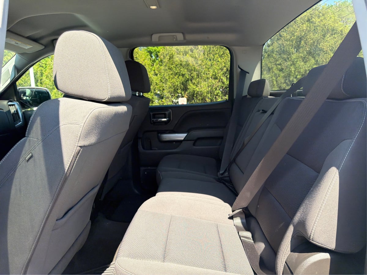 2018 Chevrolet Silverado 1500 LT - Photo 10