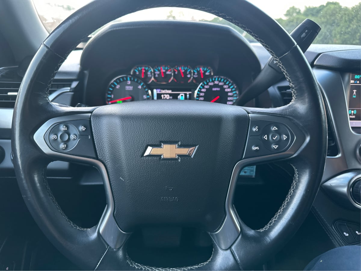 Photo 18 of this Chevrolet Suburban