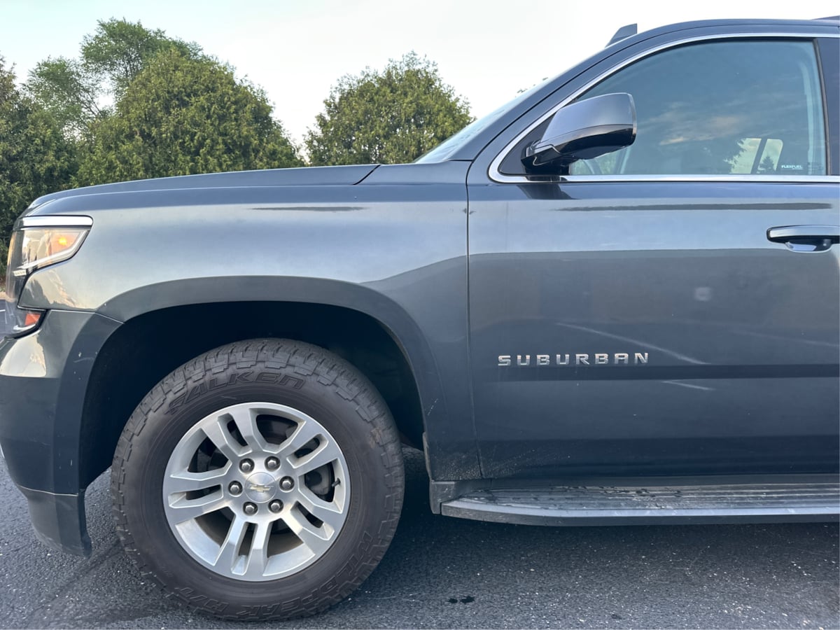 Photo 23 of this Chevrolet Suburban